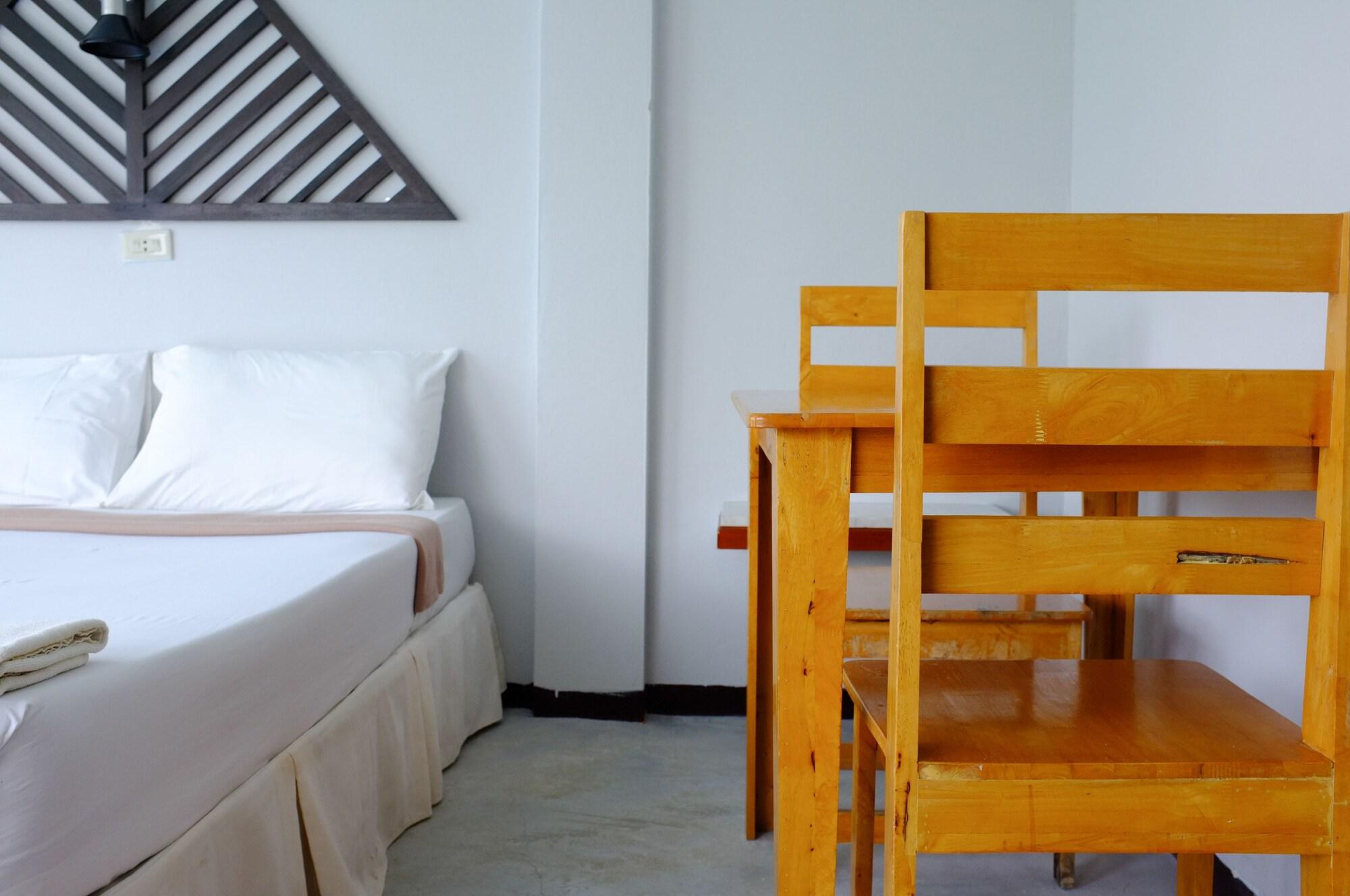 Thaniza Beachfront Resort Haad Rin Exterior foto